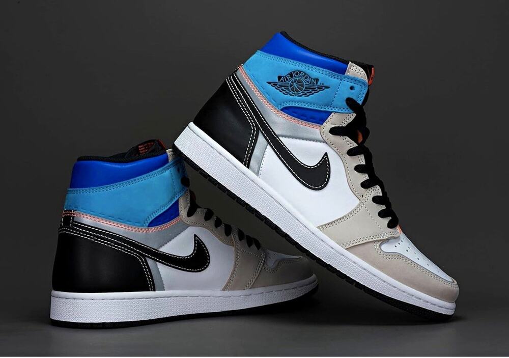 Jordan Air Jordan 1 Men's High Top Colorblock Lace Up Sneakers White Black